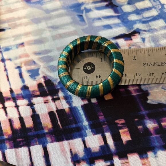 New Foleys Set‎ Of 7 Napkin Rings Green & Gold Thread Design - Picture 2 of 4